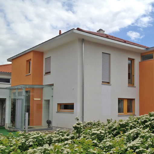 Abbildung: Haus Ensslen in Mannheim-Wallstadt - Neubau eines Wohnhauses mit Arztpraxis und Labor